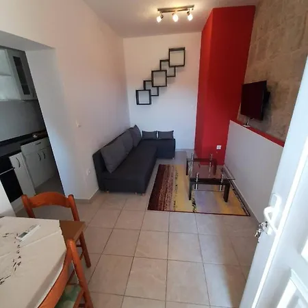 Apartman Charming Little Apartment *