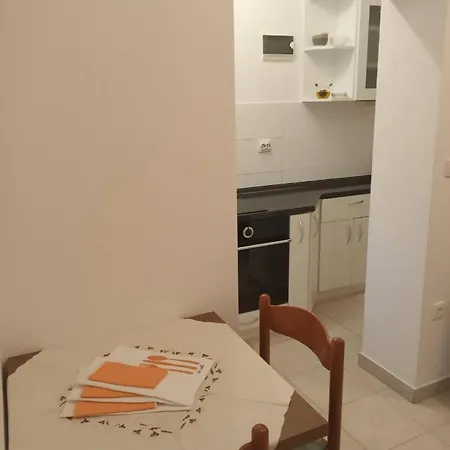 Charming Little Apartment Apartment Komaji